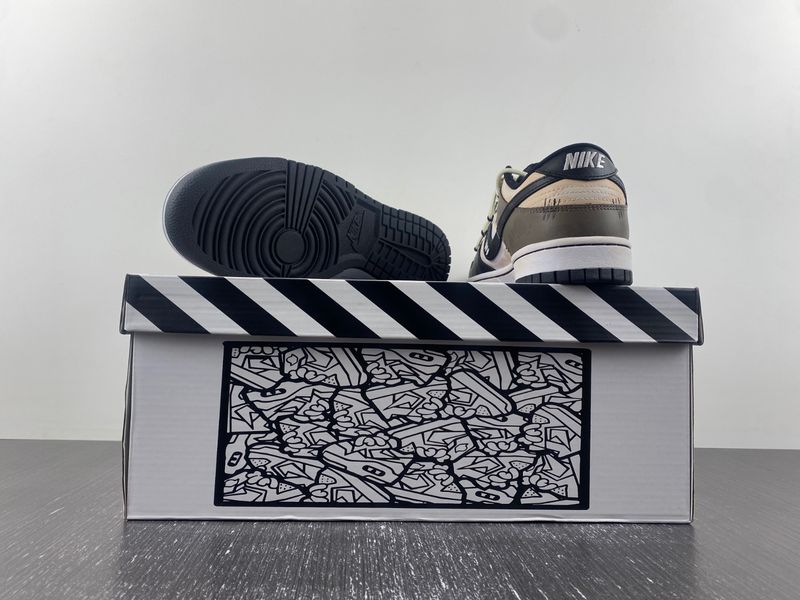 Dunk Low Bear DD1391-100