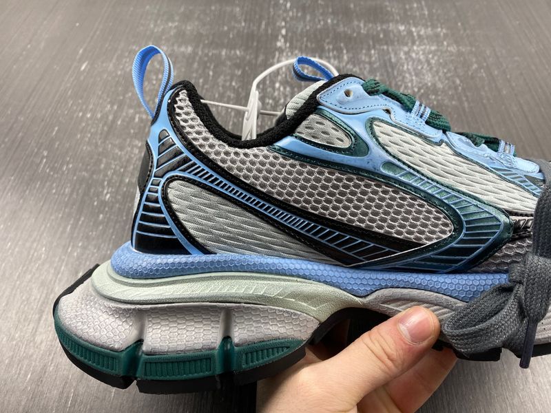 B*alenciaga 3XL Sneaker AM20240116-9