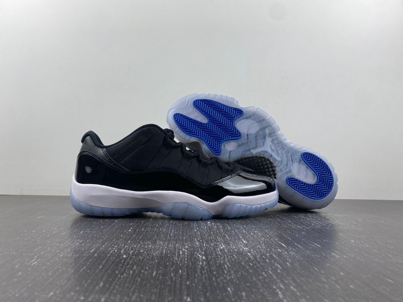 Air Jordan 11 Low Space Jam FV5104-004