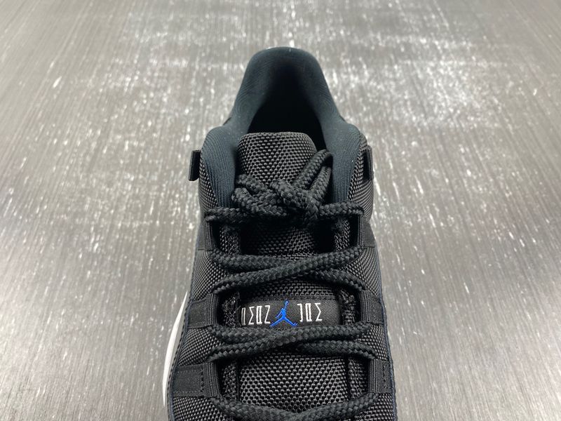 Air Jordan 11 Low Space Jam FV5104-004