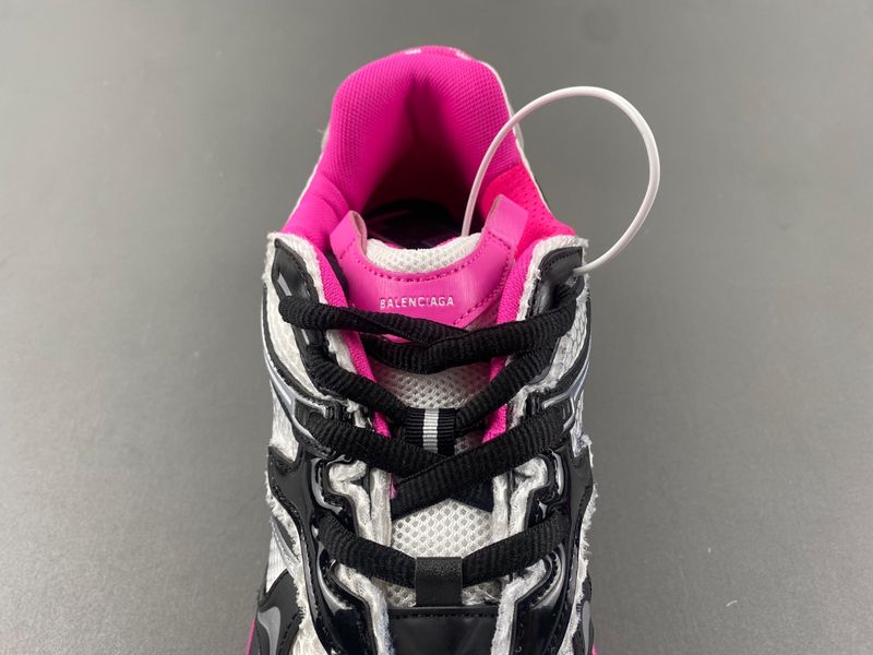 B*alenciaga runner Sneaker AM20240416-3