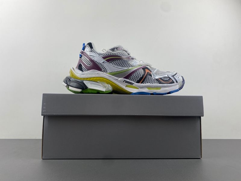 B*alenciaga runnerSneaker AM20240416-4