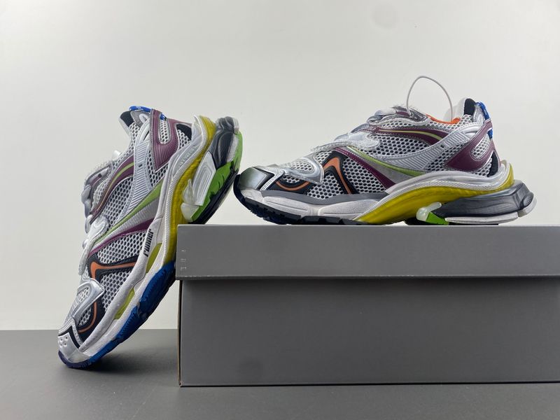 B*alenciaga runnerSneaker AM20240416-4