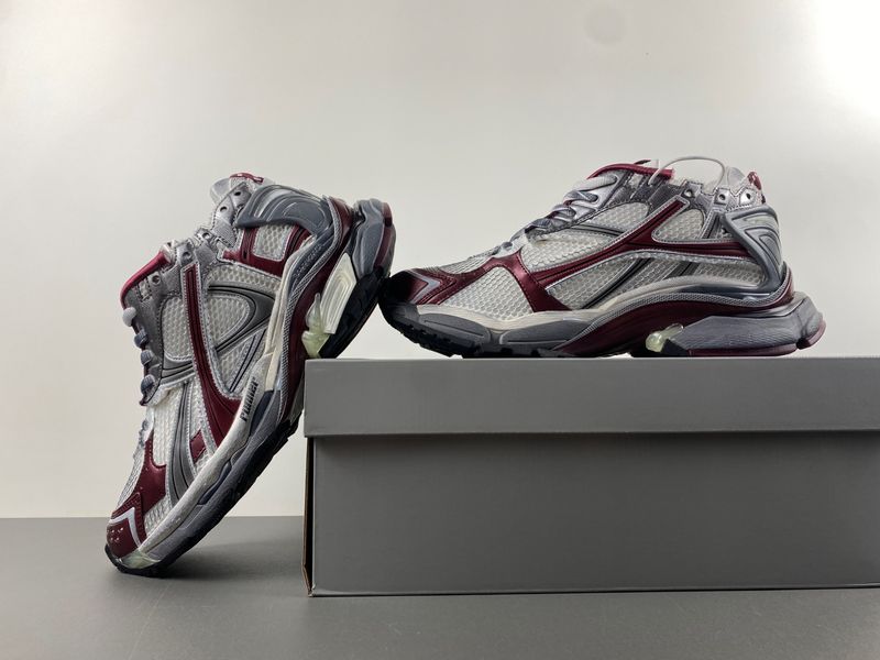B*alenciaga runner AM 20240528-5