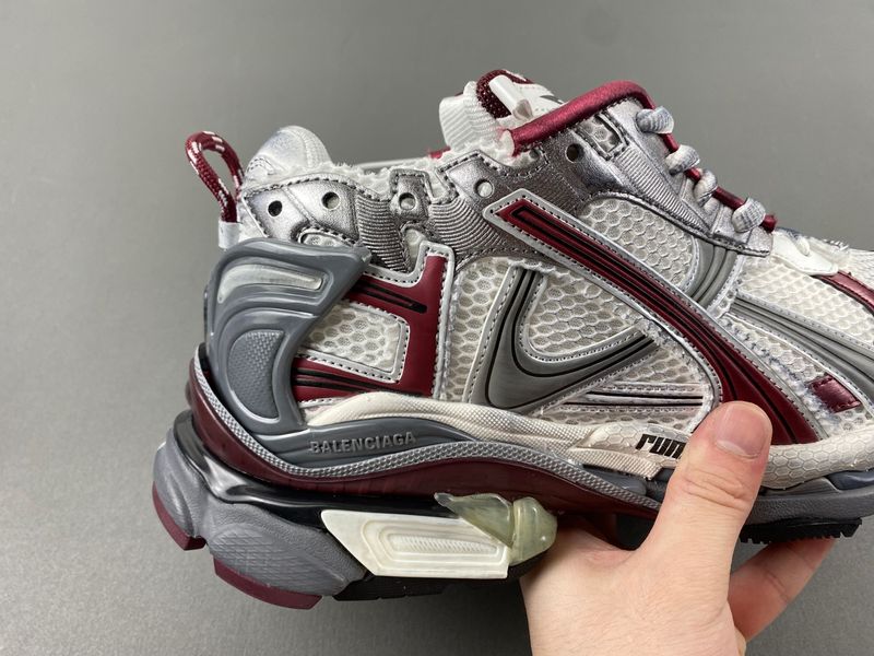 B*alenciaga runner AM 20240528-5