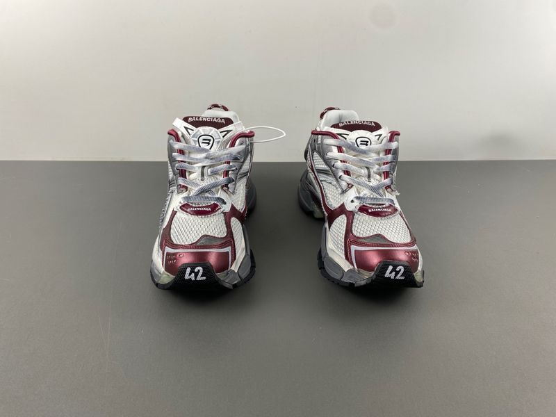 B*alenciaga runner AM 20240528-5