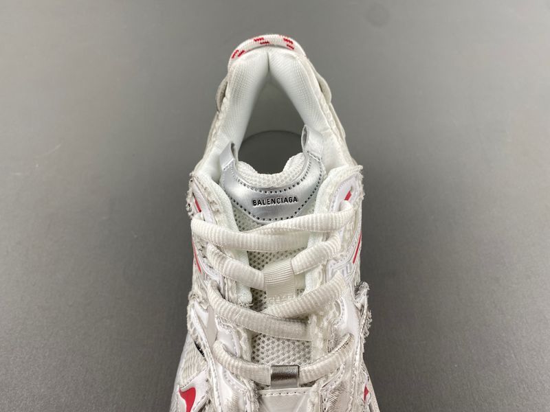 B*alenciaga runner AM 20240611-5