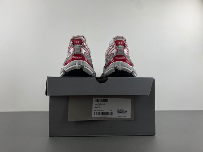 B*alenciaga runner AM 20240611-5