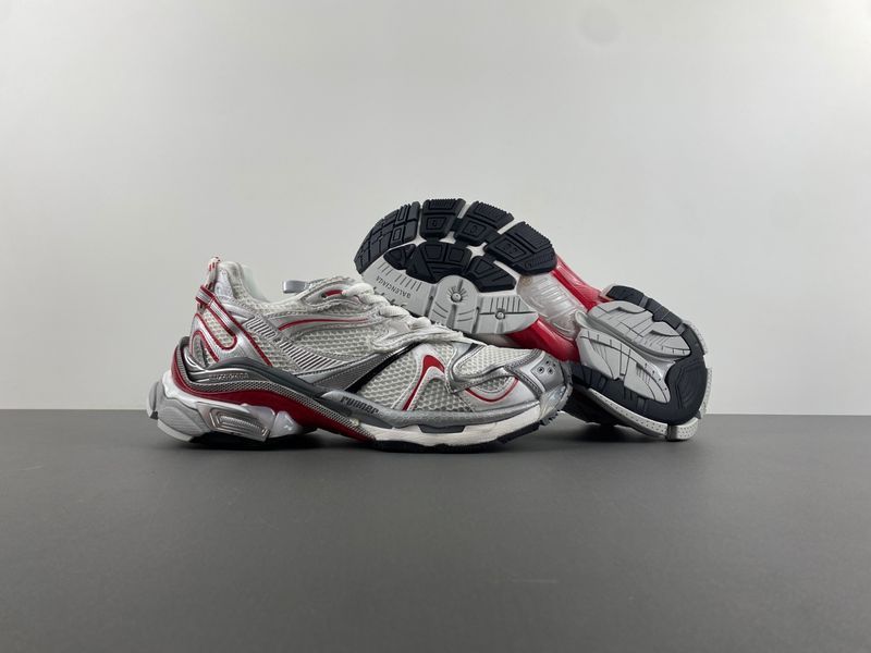 B*alenciaga runner AM 20240611-5