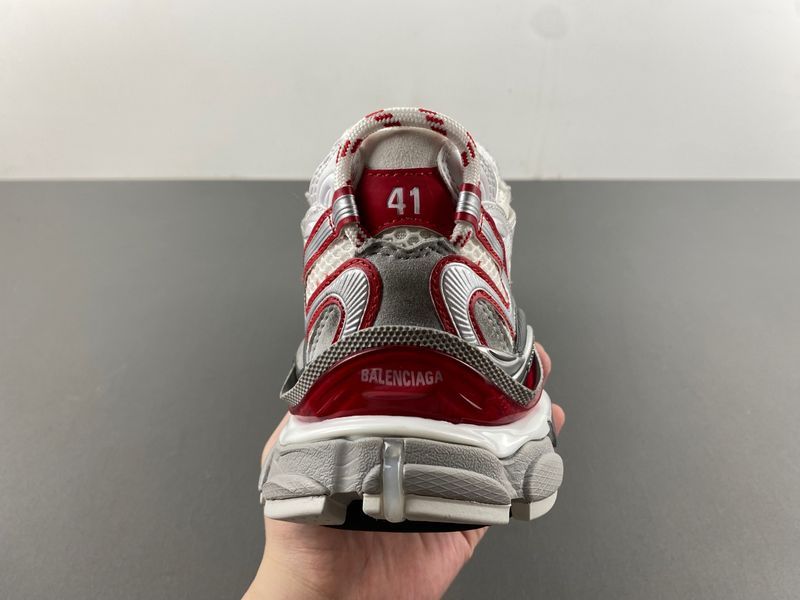 B*alenciaga runner AM 20240611-5