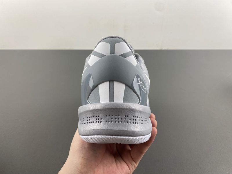 Kobe 8 Grey HF9550-002