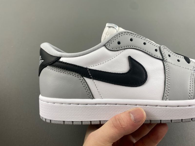 Air Jordan 1 Retro Low Grey CZ0790-110
