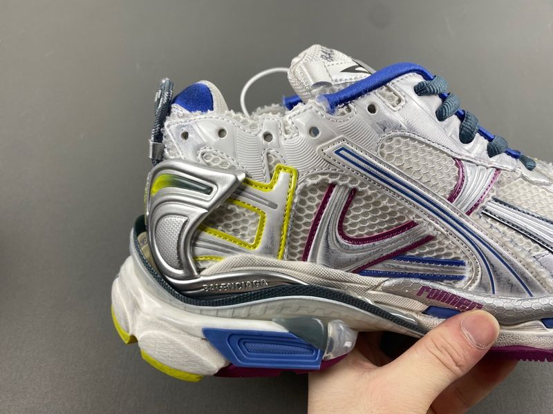 B*alenciaga runner AM 20240611-14