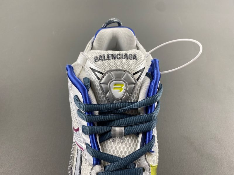 B*alenciaga runner AM 20240611-14
