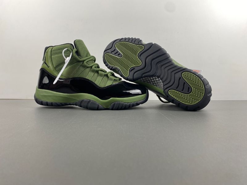 Air Jordan 11 Black Green CT8012-300