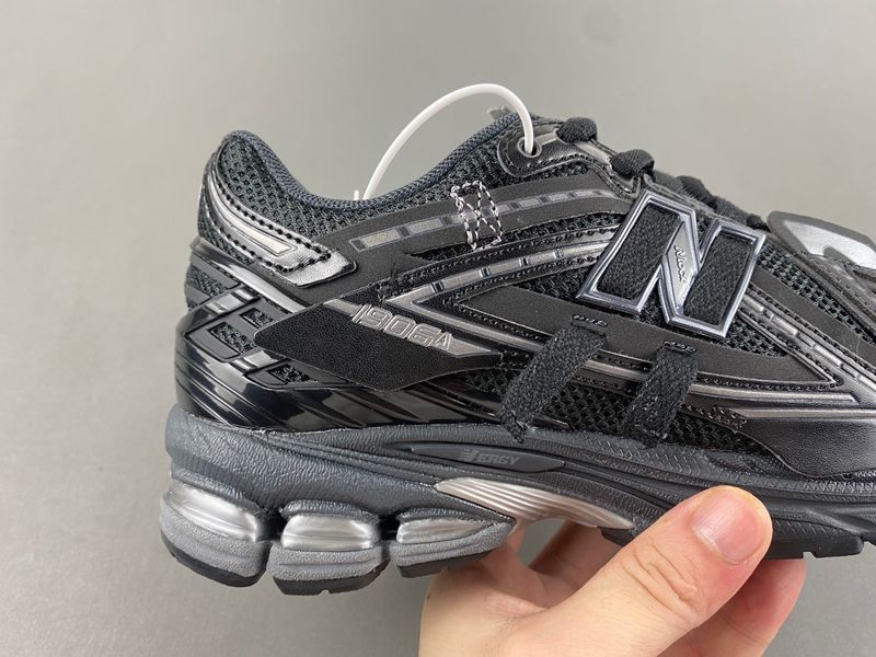 New Balance 1906A Black  M1906AF