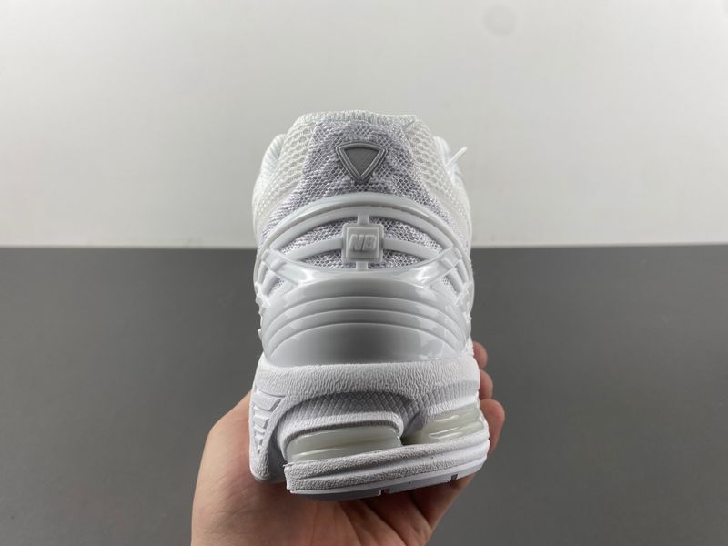 New Balance 1906W White Silver Metallic U1906WFC