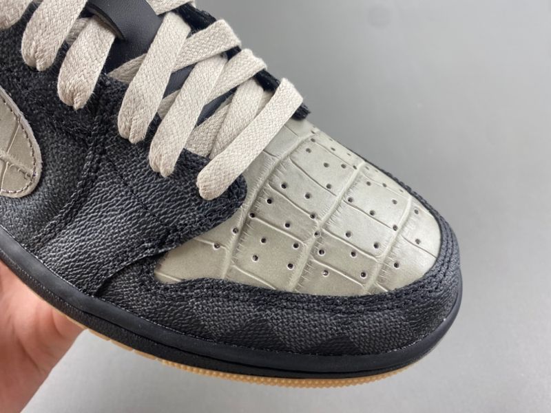 Air Jordan 1 L*V