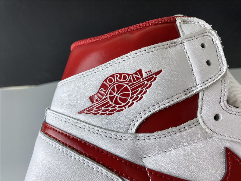 Air Jordan 1 Retro Metallic Red  555088-103
