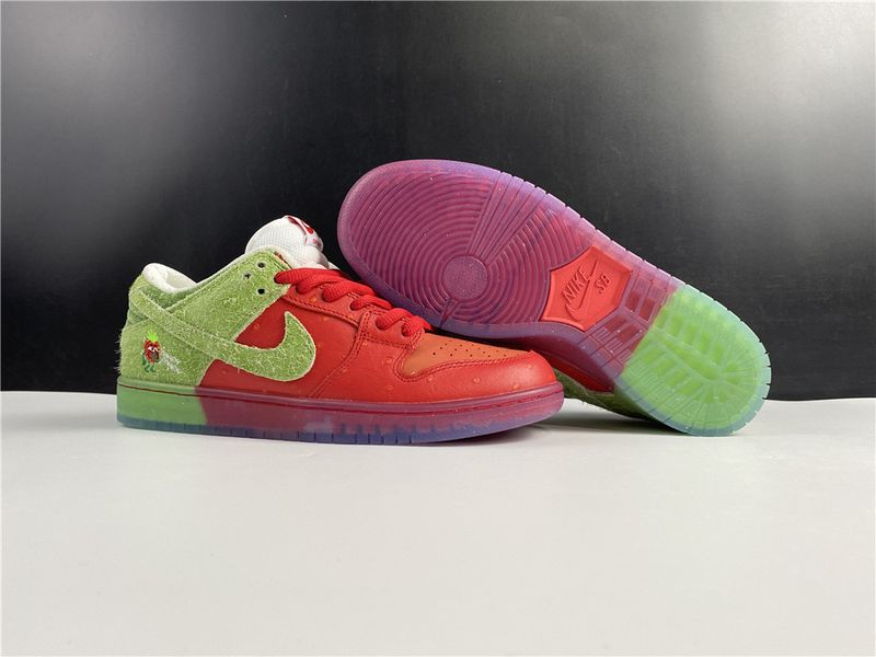 Dunk SB Nike SB Dunk High Strawberry Cough CW7093-600