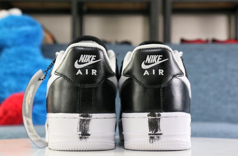 PEACEMINUSONE Nike Air Force 1