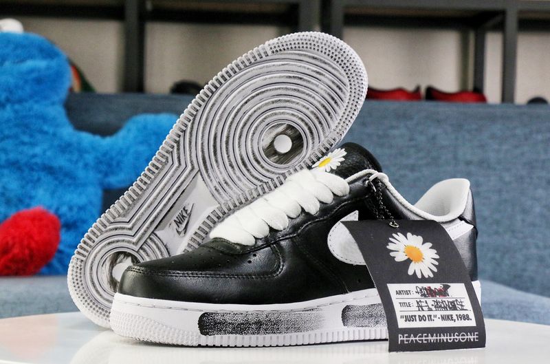 PEACEMINUSONE Nike Air Force 1