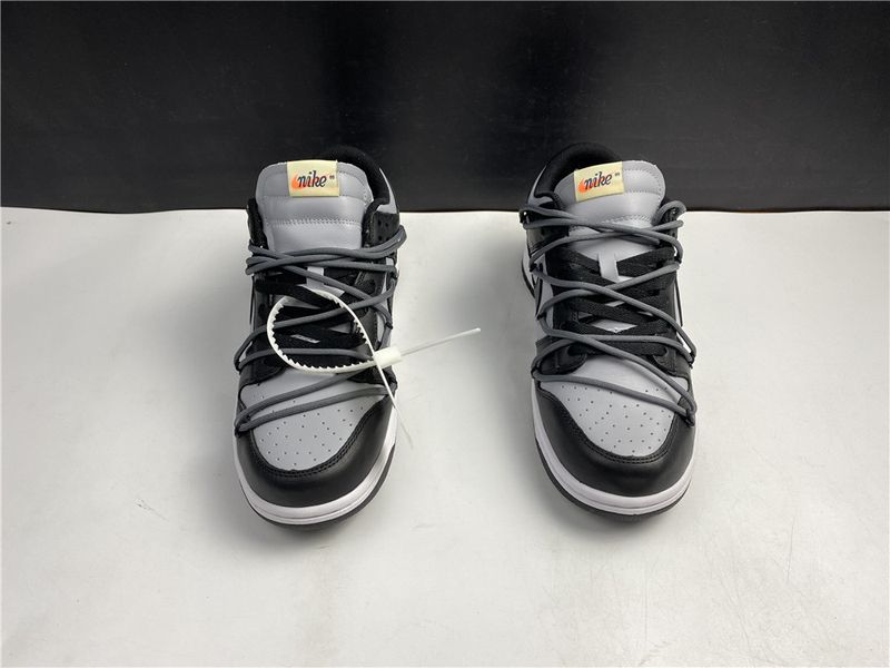 Off-White x Nike Dunk Low