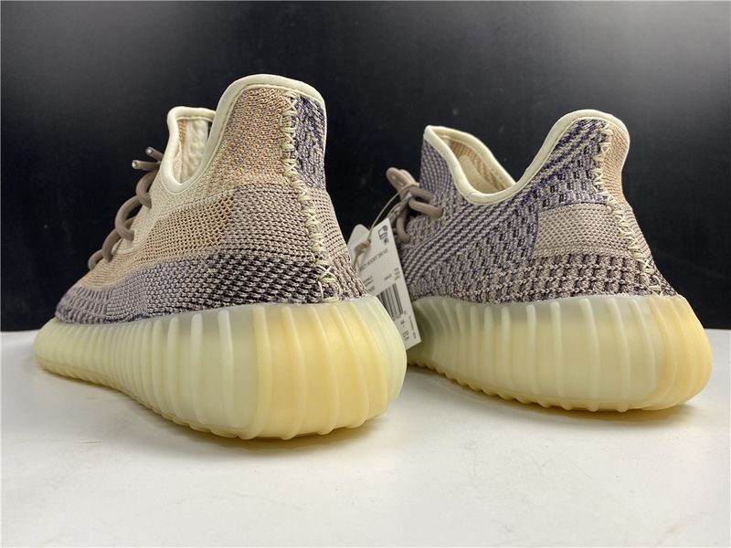 Yeezy Boost 350 V2 GY7658
