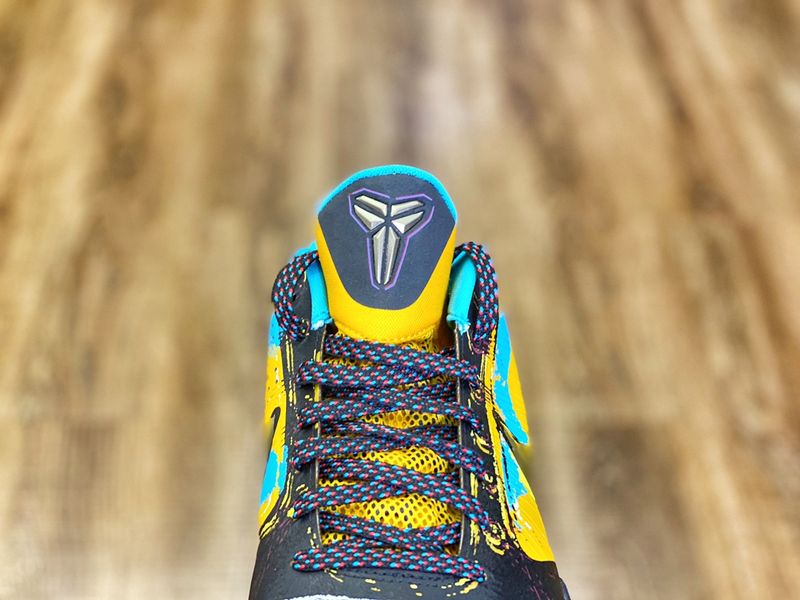 NIKE KOBE 5
