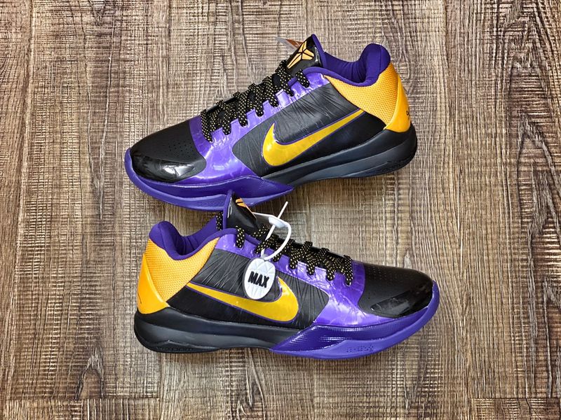 NIKE KOBE 5