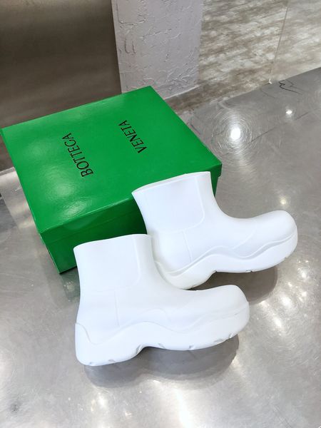 Women B*ottega Top Boots