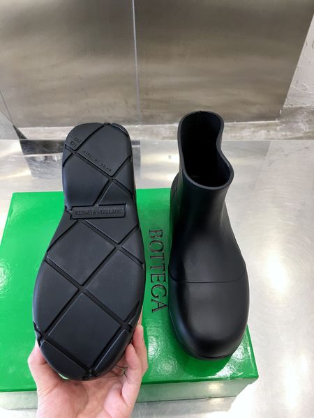 Women B*ottega Top Boots