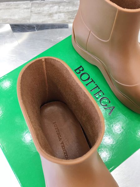 Women B*ottega Top Boots