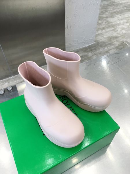 Women B*ottega Top Boots