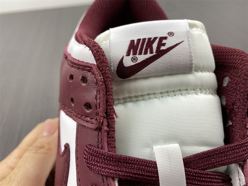 Dunk Low Bordeaux  DD1503-108