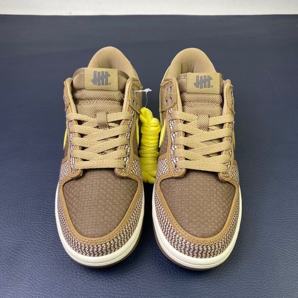 Undefeated x Nike Dunk Low DH3061-200