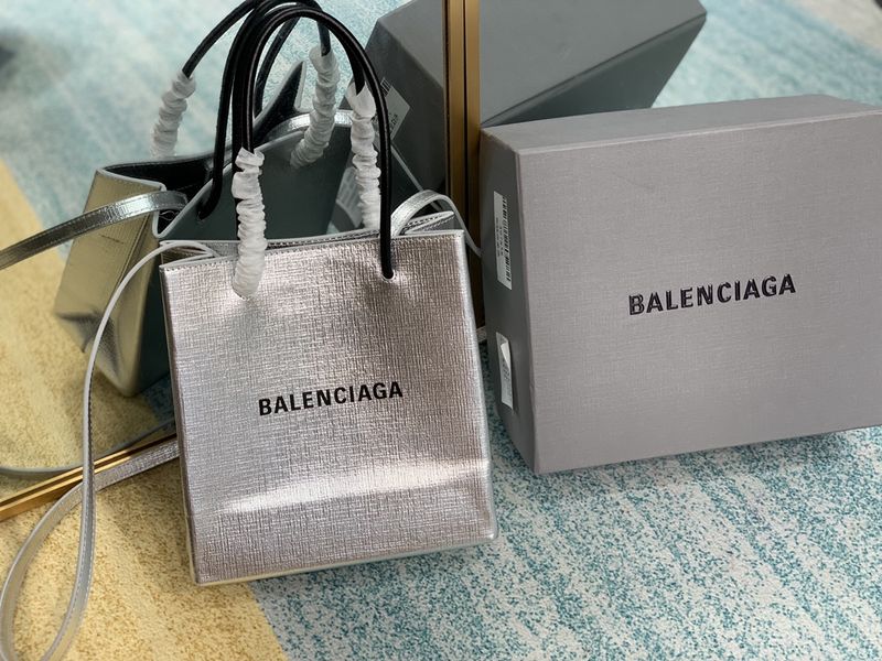 B*alenciaga Top Bag 19*20*9cm 1