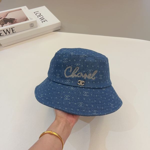 C*hanel  Hats Top XX230420-1