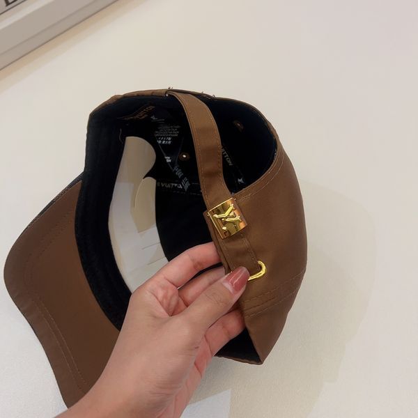 L*ouis V*uitton  Hats Top XX230421-1