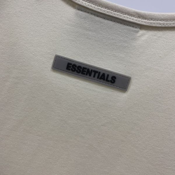 E*ssentials Vest Top Quality WM 20230626-58