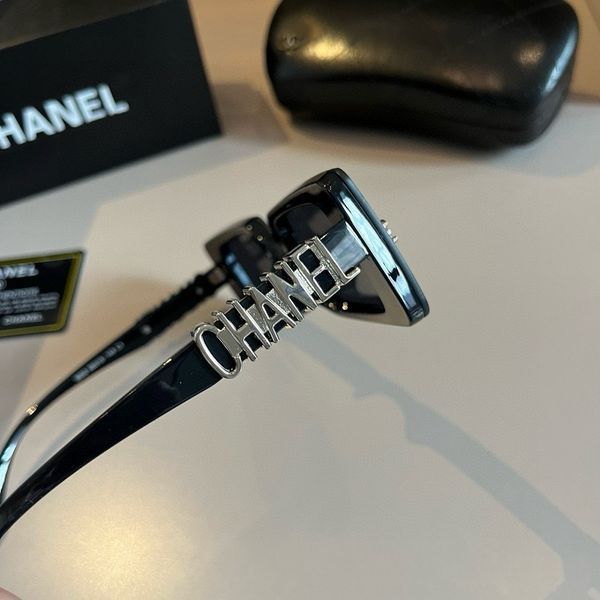 C*hanel Top XX 20240323-7