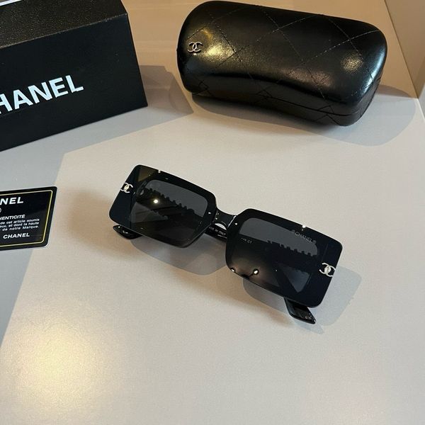 C*hanel Top XX 20240323-7