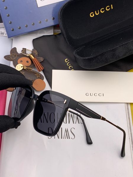 D*ior Glasses Top XX 20240324-10