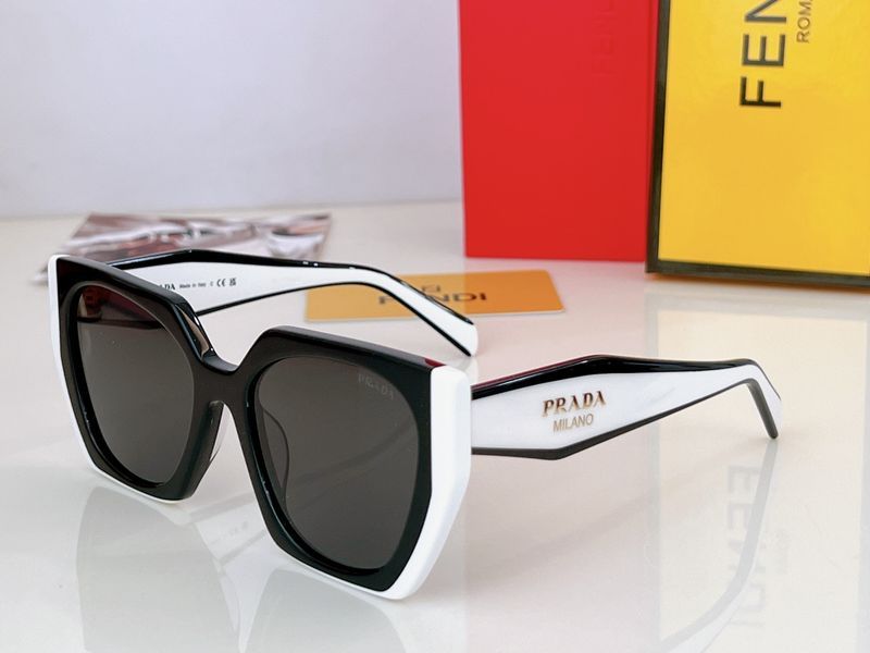 P*rada Glasses Top XX 20240327-3