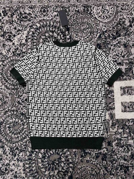 F*endi Sweatshirt Top Quality D17 20240403-21