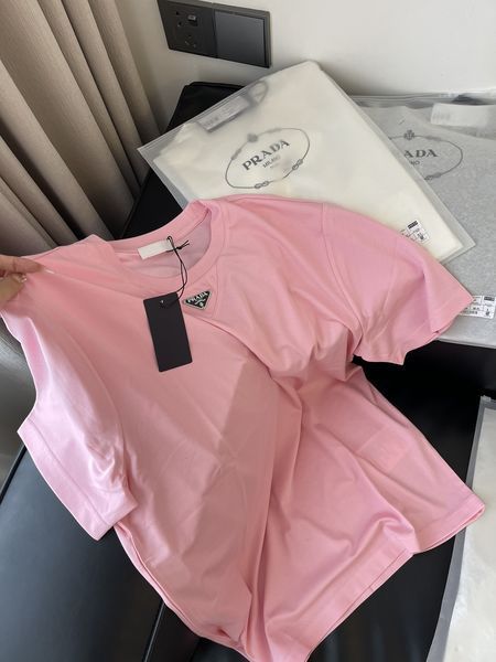 P*rada T-shirt Top Quality D17 20240404-2