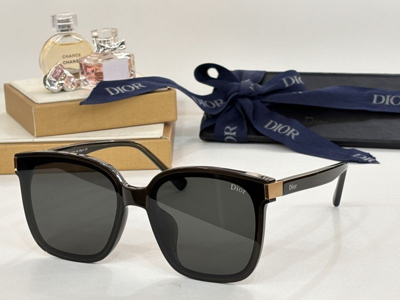 D*ior Glasses Top XX 20240408-7