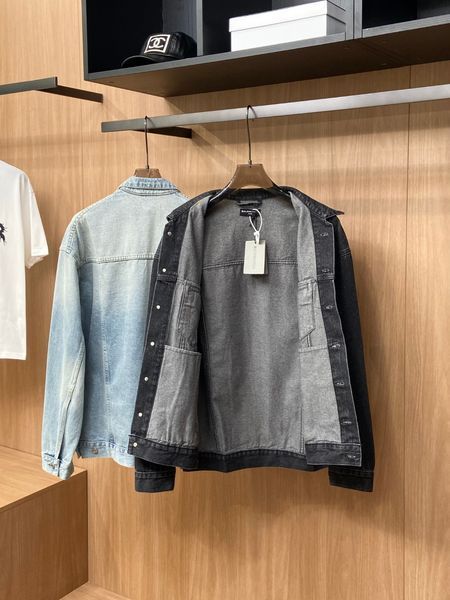 B*alenciaga Coat Top Quality D17 2024015-6