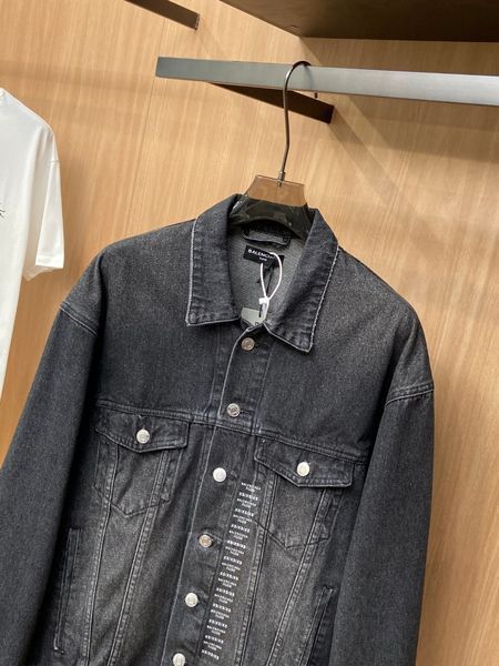 B*alenciaga Coat Top Quality D17 2024015-6