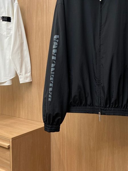 B*alenciaga Coat Top Quality D17 2024020-32